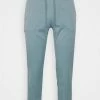 The North Face WOMEN’S APHRODITE CAPRI - 3/4 Sports Trousers - Goblin Blue