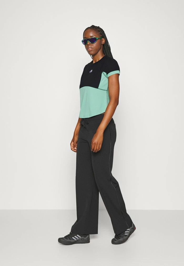 The North Face CIRCULAR TEE - Print T-shirt - Wasabi/black - Image 2