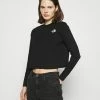 The North Face CROP TEE - Long Sleeved Top - Black